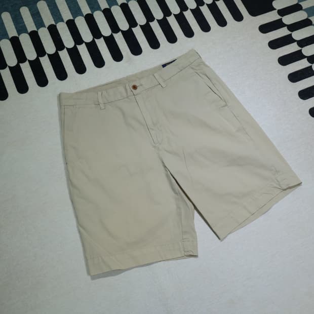 폴로 랄프로렌 클래식 핏 치노 반바지