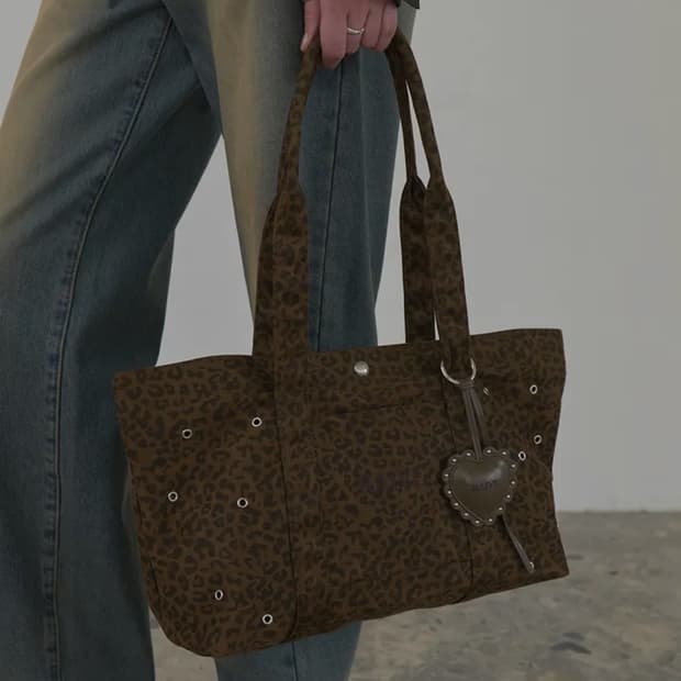 레이브 레오 숄더백