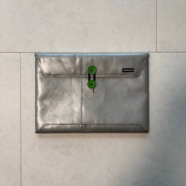 프라이탁 F411 노트북 파우치 슬리브 13인치