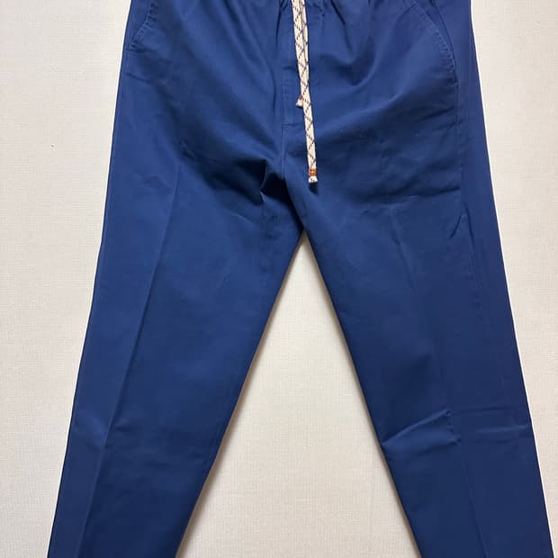 (탭만뗀 새상품!!) 구찌 22FW 네이비 치노 팬츠 46