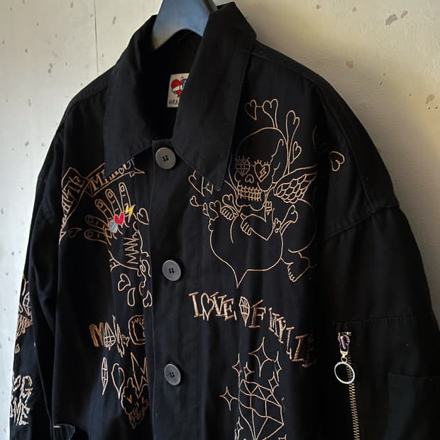 Graphiste Man G 자수 블랙 자켓