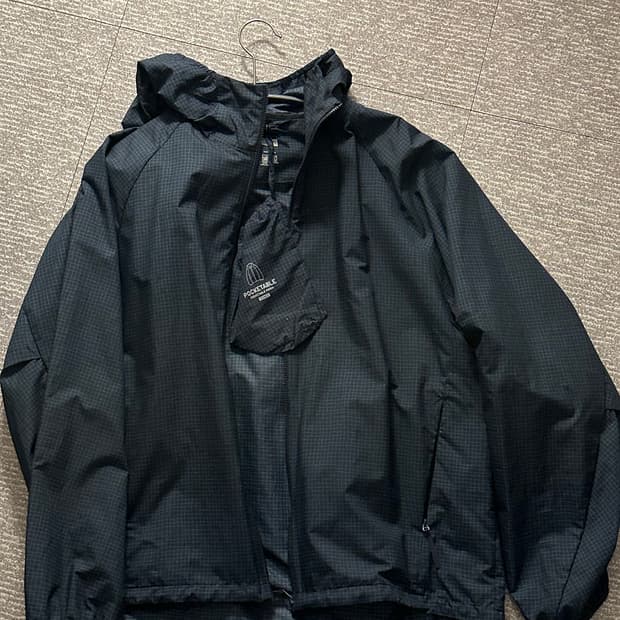 유니클로 바람막이 자켓 네이비 체크