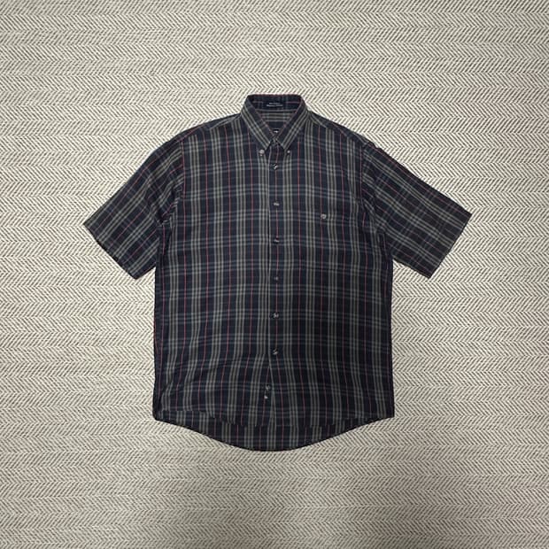 BURBERRY 90's usa made shirt