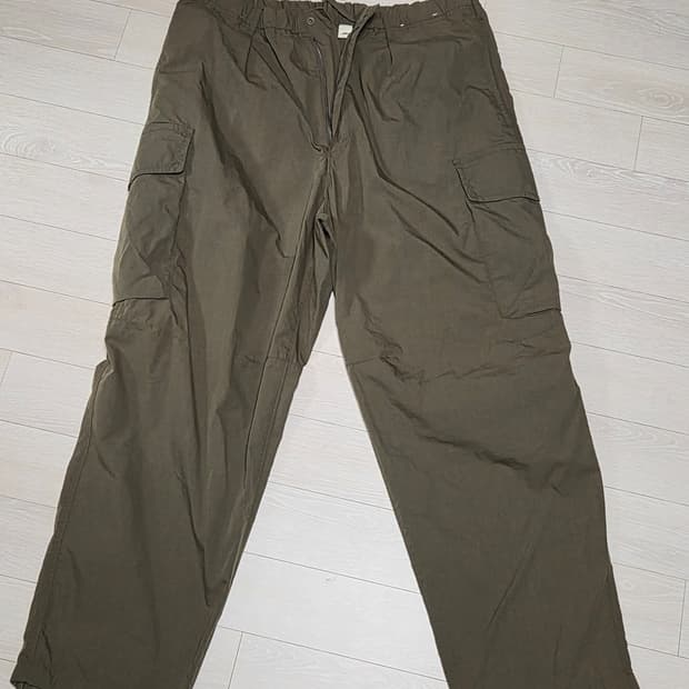 Uniqlo U 와이드 피트 파라슈트 카고 팬츠 XL