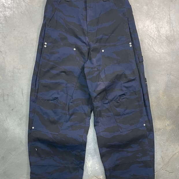 IEY 카모 더블니 카펜터 팬츠