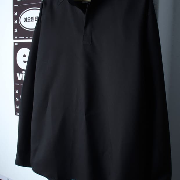(L-XL) 어반드레스 셔츠 남방 브이넥 폴리 블랙 무지-H3H33937