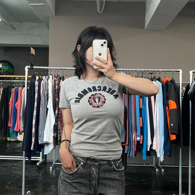 Abercrombie 로고 패치 반팔