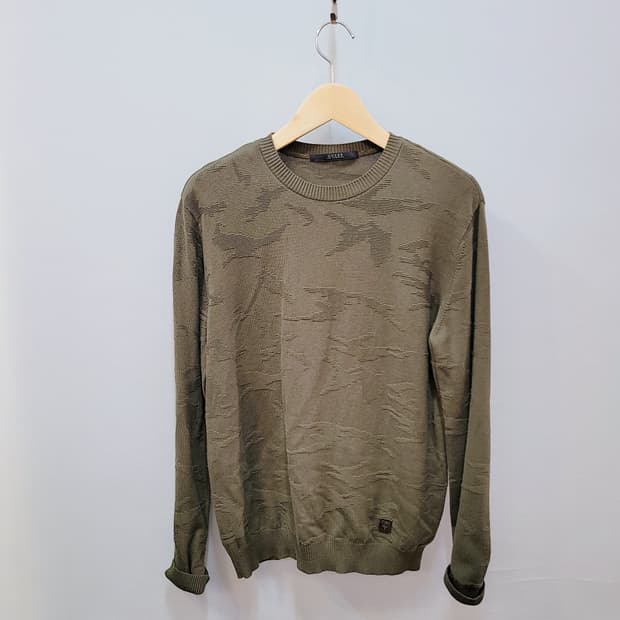 L) 게스 얇은 라운드 니트