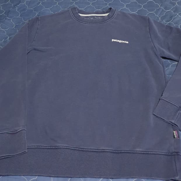 파타고니아 레귤러핏 맨투맨 네이비 (S)