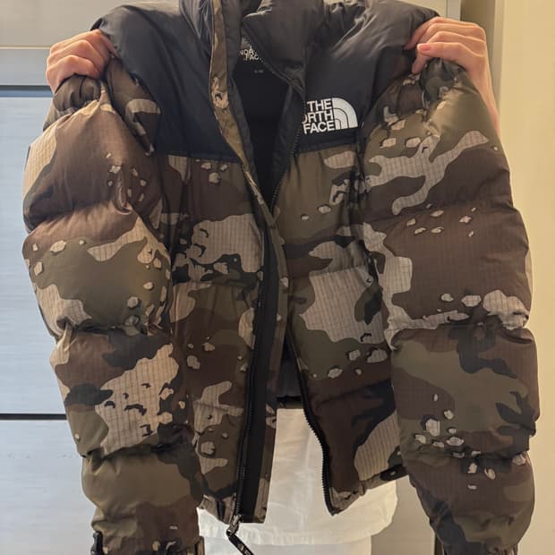 노스페이스 카모패딩