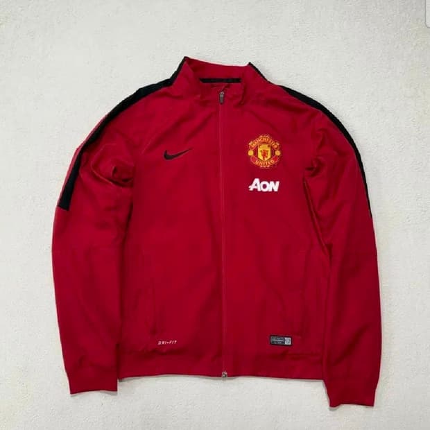 나이키 맨유 바람막이 M