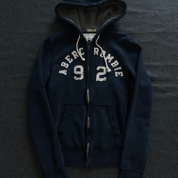 아베크롬비 자수 로고 네이비 후드집업