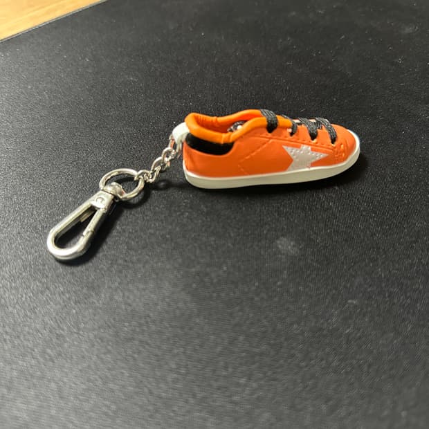 골든구스 신발 슈즈 키링 키체인 카라비너 오렌지