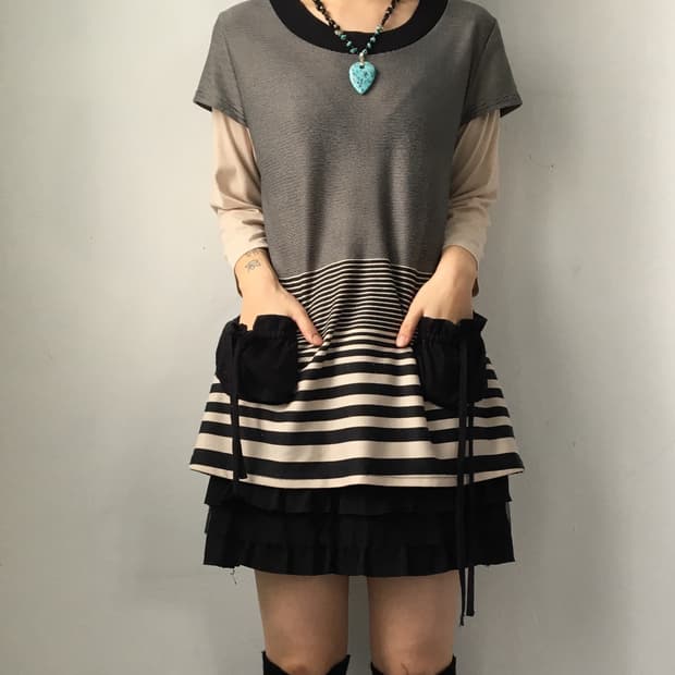 Pocket point stripe pattern sleeve