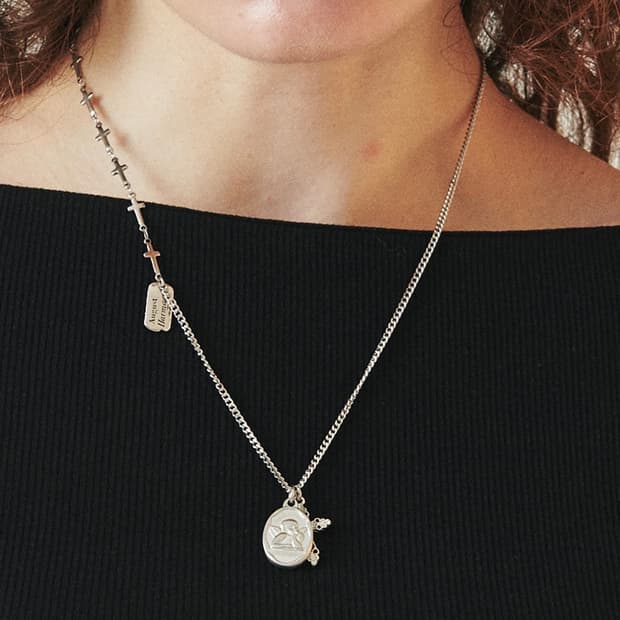 [카리나/수지 착용] 어거스트하모니 엔젤 네크리스