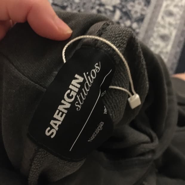 생긴 스튜디오 셔링 로프 후디