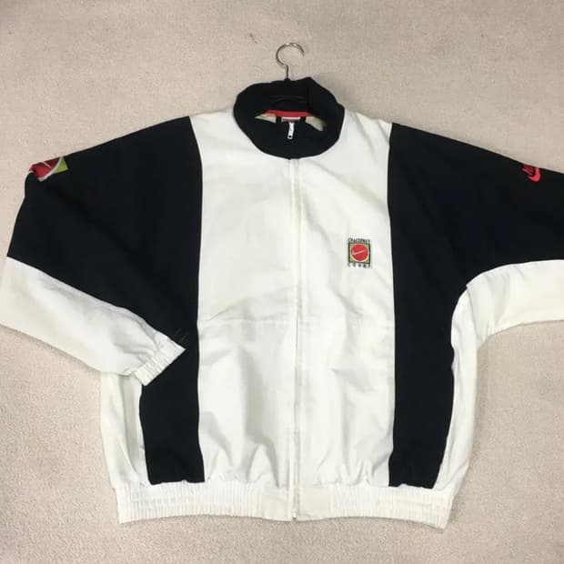 나이키 90s 삼나스포츠 원판 바람막이 자켓