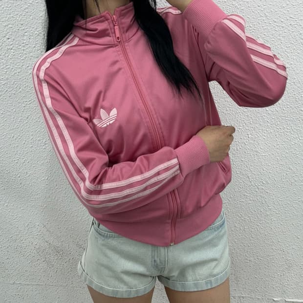 아디다스 파이어버드 딸기우유맛 트랙탑 10