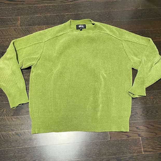 스투시 chenille sweater