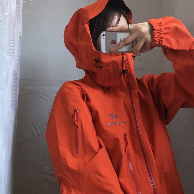 Arcteryx 아크테릭스 레드오렌지 알파 SV 고어텍스 자켓
