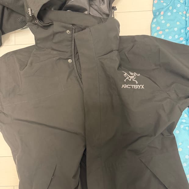 아크테릭스 자켓 바람막이