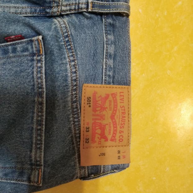 리바이스 501 w33 l32 새거 팝니다.