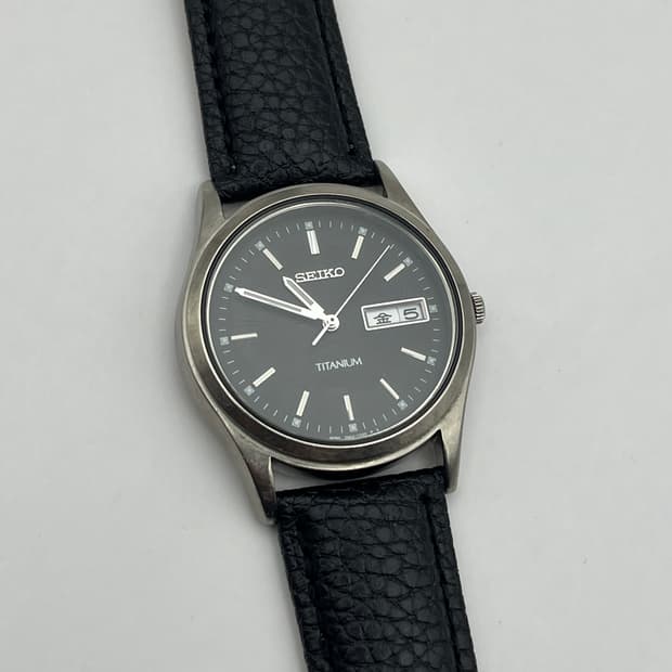 세이코 티타늄 빈티지 데이데이트