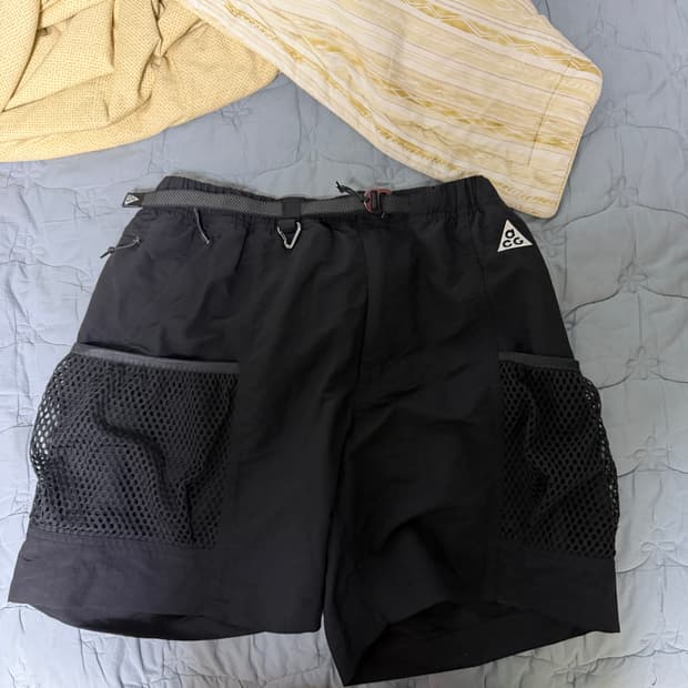 나이키 acg 스노우그래스 카고 쇼츠 블랙L사이즈 실착1회 새상품판매