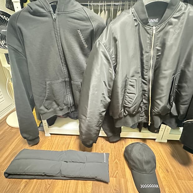 준느 붐버,후드,머플러,모자 팝니다 