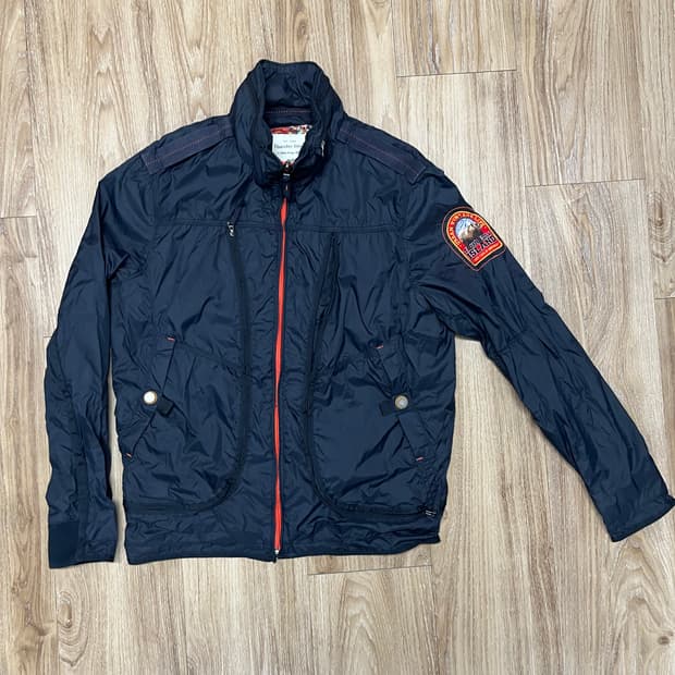 써스데이 아일랜드 바람막이 자켓 L