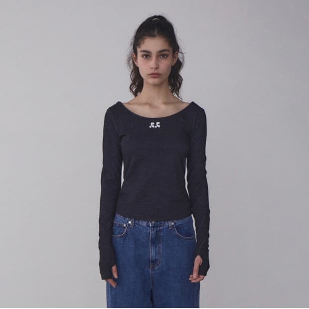 레스트앤레크리이션 로고 그레이 유넥 오프숄더 롱 슬리브 긴팔 티셔츠 F