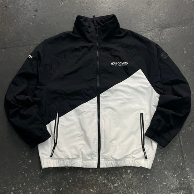 100 디스커버리 바람막이 