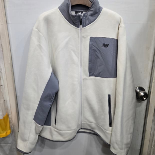 110,2XL )) New balance 뉴발란스 후리스 점퍼! 상태 굿