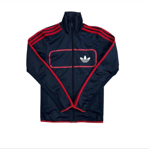 아디다스 트랙탑