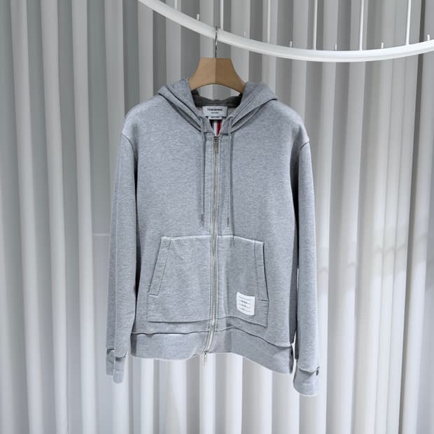 (A+/3) / 톰브라운 클래식 루프백 센터 백 스트라이프 집업 후드집업