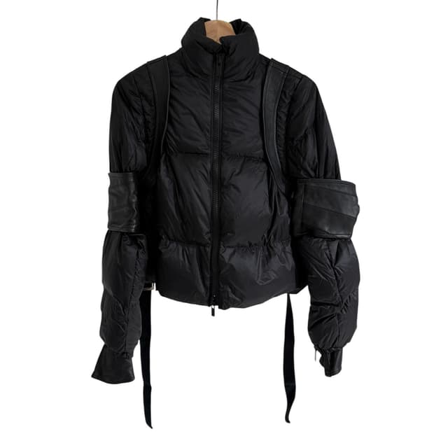 사카이 16FW 런웨이 하이브리드 레더 크롭 푸퍼