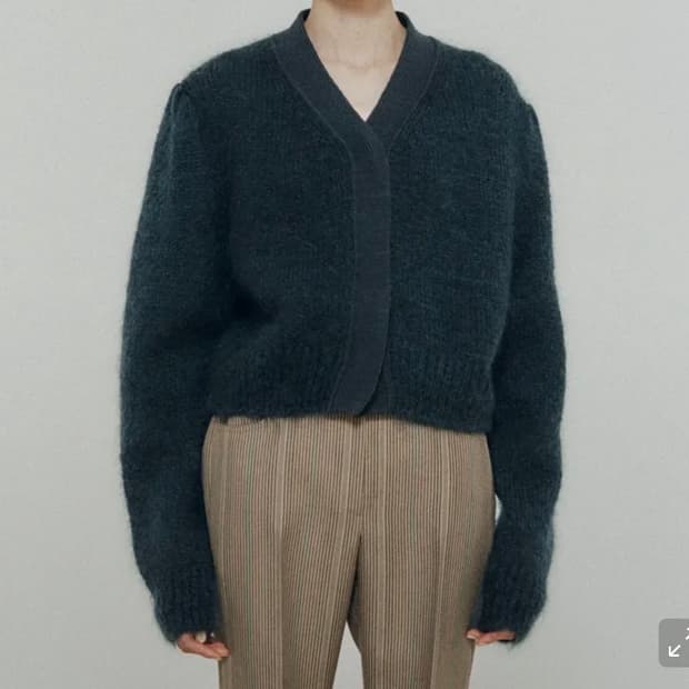 [새상품]아모멘토 그랜마 가디건 다크그레이