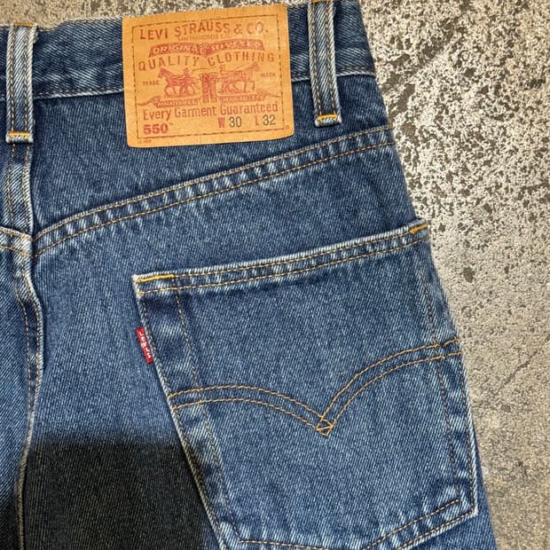 리바이스 550