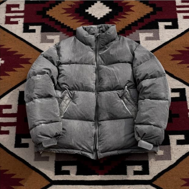 블랙아웃 오버다이 구스다운 L