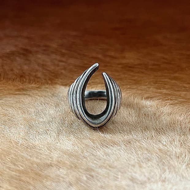 엔칸토 빈티지 말발굽 링 반지 Vintage Horseshoe Ring