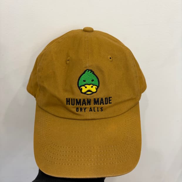 휴먼메이드 오리 볼캡 머스타드색