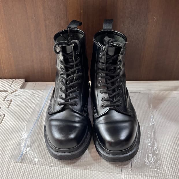 닥터마틴 1460 모노 8홀 블랙 워커 부츠