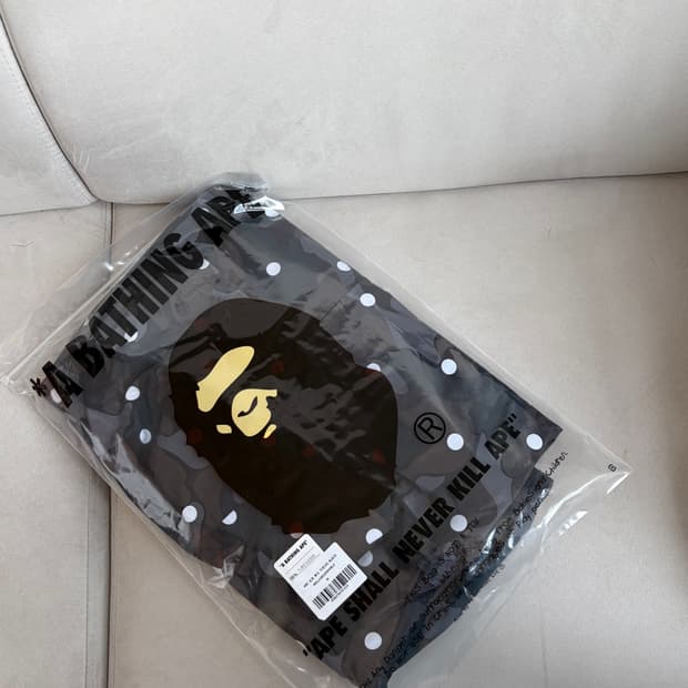 새상품) 베이프 ABC 도트 후드 자켓(M) BLACK