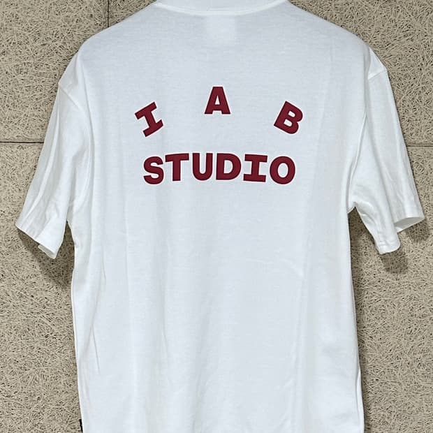 아이앱스튜디오 반팔 티셔츠 레드 로고