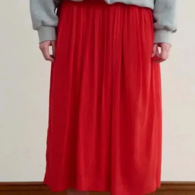 시엔느 Archive Skirt (Red)
