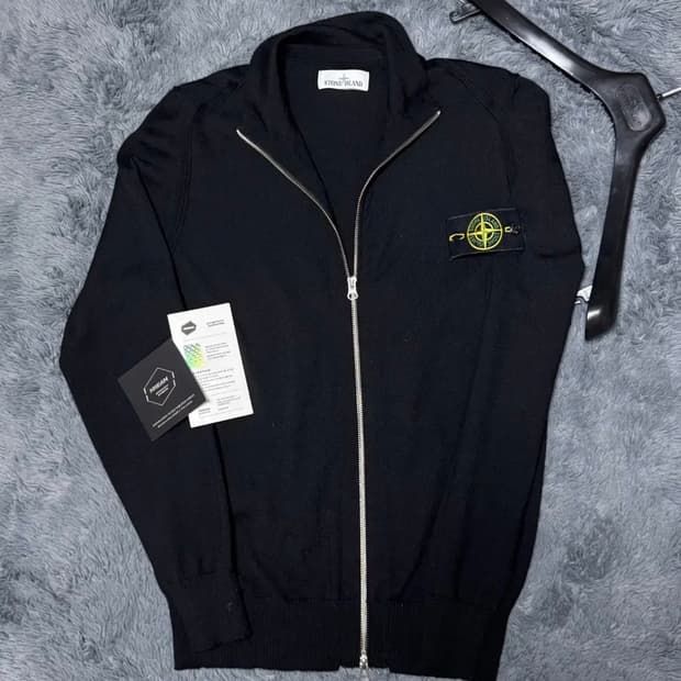 [M]스톤아일랜드 니트 집업 가디건 블랙