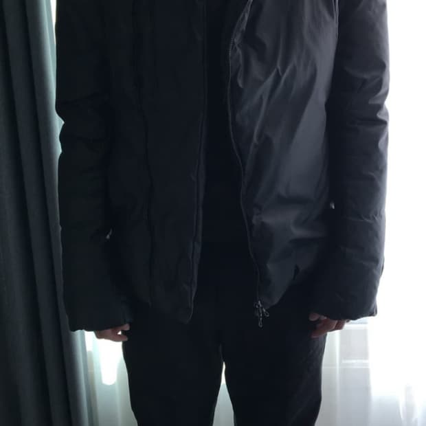 attachment kazuyuki kumagai 사선 절개 패딩