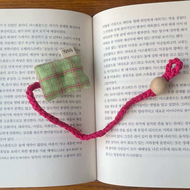 pomuri 핸드메이드 쿠션 책갈피 <그린체크>