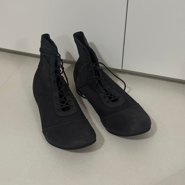 Black Lace-up Boots wjk