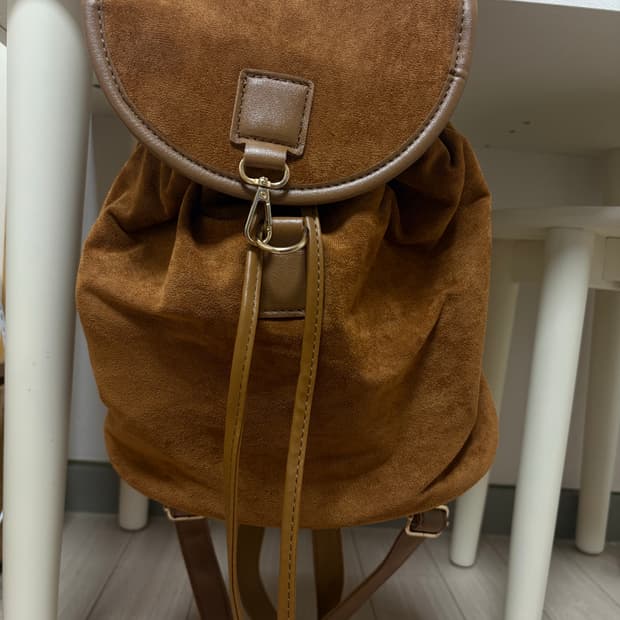 스웨이드 버킷 백팩 브라운 가방